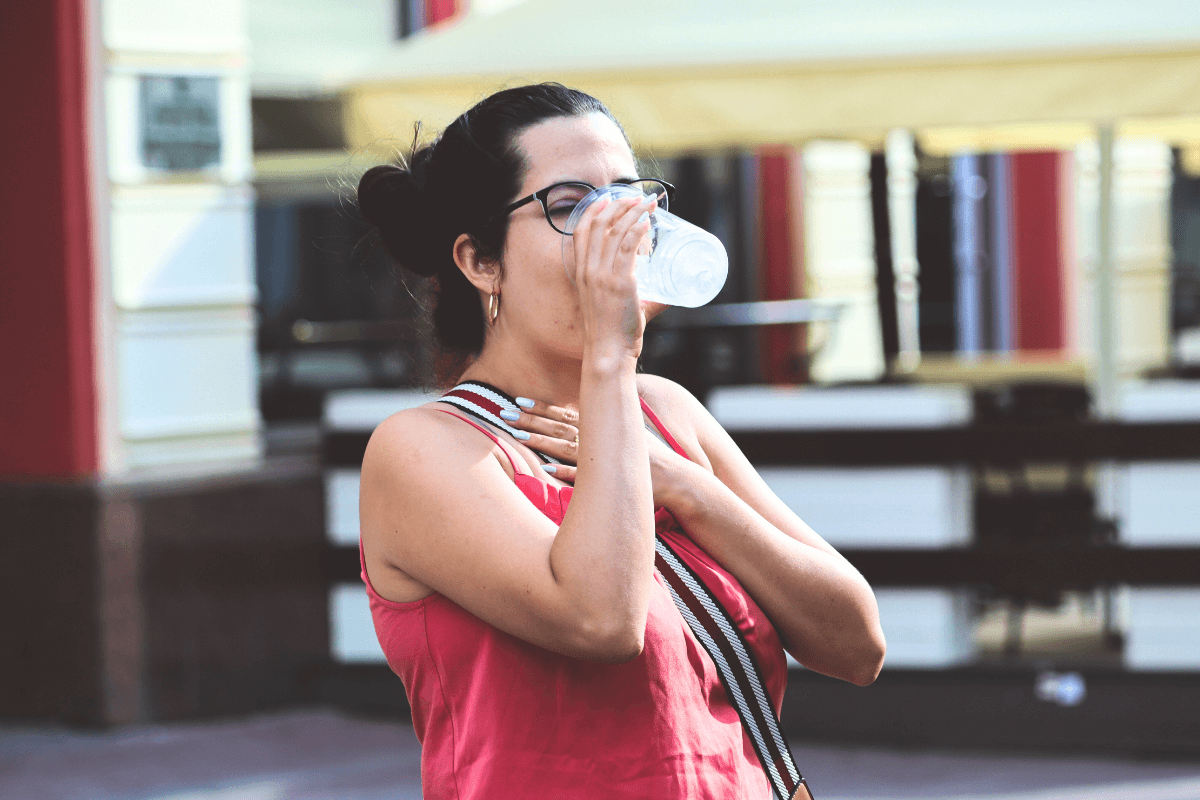 Everyday Habits That Dehydrate You Without Realising